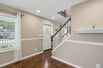 10 Henmond Boulevard, Poughkeepsie, NY 12603 - Photo 6
