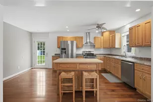 10 Henmond Blvd, Poughkeepsie, NY 12603 - Photo 14