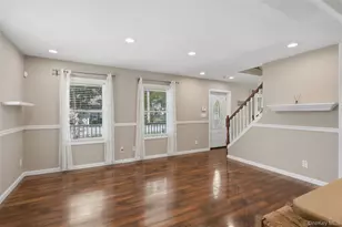 10 Henmond Blvd, Poughkeepsie, NY 12603 - Photo 8