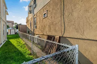 334 Locust Ave, Port Chester, NY 10573 - Photo 20