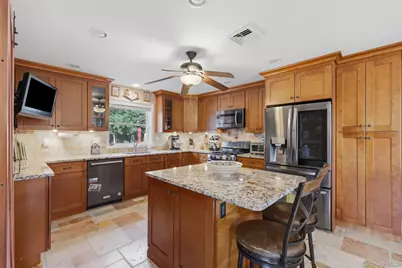 1 Hiko Place, Fishkill, NY 12524 - Photo 12