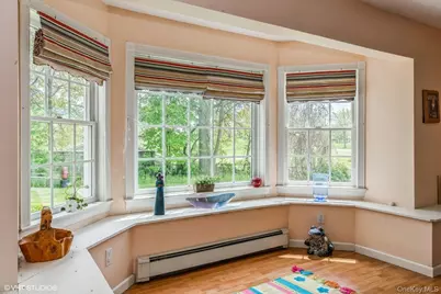 37 Old Post Lane, Mamaroneck, NY 10543 - Photo 20