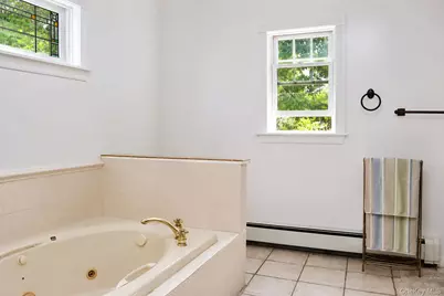 37 Old Post Lane, Mamaroneck, NY 10543 - Photo 16