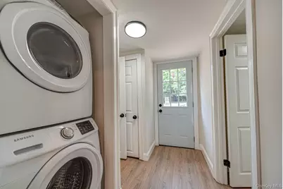 125 Sunset Avenue, Selden, NY 11784 - Photo 12