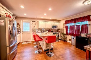 44 S Howell Ave, Farmingville, NY 11738 - Photo 10