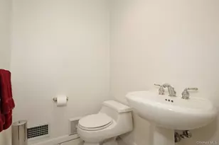 32 Newport Ave, Tappan, NY 10983 - Photo 20