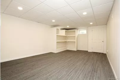 32 Newport Avenue, Tappan, NY 10983 - Photo 34