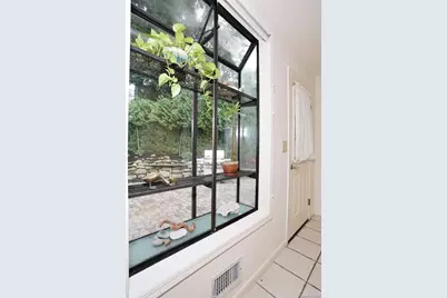 32 Newport Avenue, Tappan, NY 10983 - Photo 16