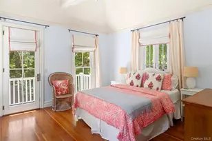 11 Prospect Ave, Shelter Island Heights, NY 11965 - Photo 12