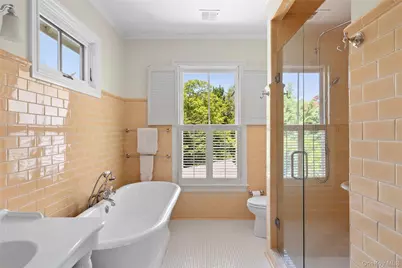 11 Prospect Avenue, Shelter Island Heights, NY 11965 - Photo 14
