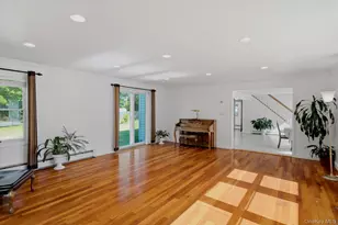 498 Miller Place Rd, Miller Place, NY 11764 - Photo 8