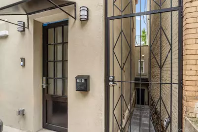 286 Wadsworth Avenue, New York, NY 10040 - Photo 2