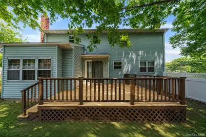 300 Browns Road, Nesconset, NY 11767 - Photo 22