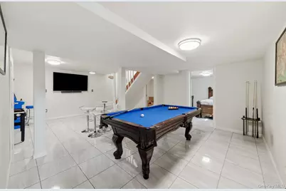10 Carman Boulevard, Massapequa, NY 11758 - Photo 28