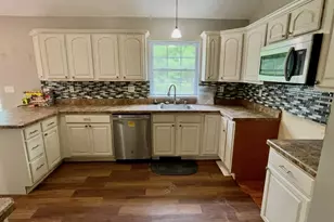 9 Masten Lake Ct, Wurtsboro, NY 12790 - Photo 2