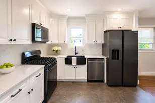 120 42nd St, Lindenhurst, NY 11757 - Photo 2