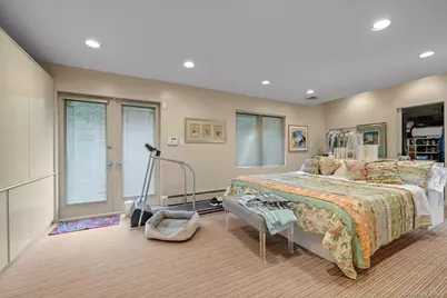 57 Parkway Drive, Roslyn Heights, NY 11577 - Photo 10