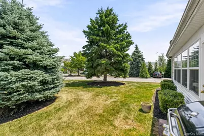 400 Plover Court, New Windsor, NY 12553 - Photo 34