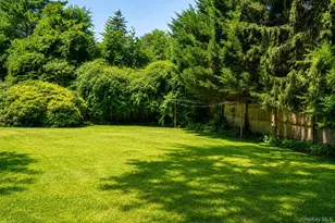 38 Maple Ave, Locust Valley, NY 11560 - Photo 6