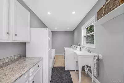 723 Park Avenue, Huntington, NY 11743 - Photo 24