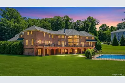 250 Oyster Bay Road, Locust Valley, NY 11560 - Photo 4