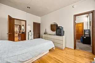 70-31 67th Pl, Glendale, NY 11385 - Photo 6