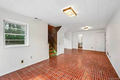 234 Duxbury Road, Purchase, NY 10577 - Photo 18