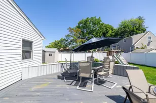 3977 Baylis Rd, Seaford, NY 11783 - Photo 26