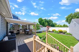 200 Whelan Pl, Seaford, NY 11783 - Photo 20