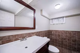 200 Whelan Pl, Seaford, NY 11783 - Photo 18