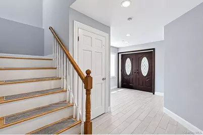 762 Pecan Street, Lindenhurst, NY 11757 - Photo 2