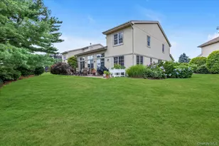 363 Altessa Blvd, Melville, NY 11747 - Photo 30