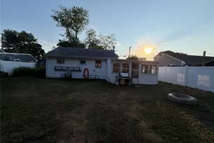1443 Lombardy Blvd, Bay Shore, NY 11706 - Photo 14