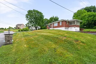 86 Orchard St, Marlboro, NY 12542 - Photo 34