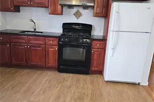 147-30 Cherry Ave, Flushing, NY 11355 - Photo 4