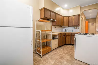1880 Bleecker Street, Ridgewood, NY 11385 - Photo 10