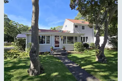 3 Broadway, Ronkonkoma, NY 11779 - Photo 2
