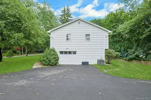 1 Long Meadow Dr, Monsey, NY 10952 - Photo 32