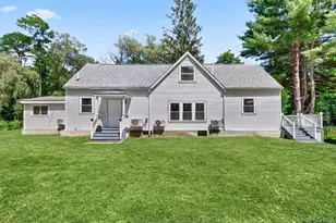 262 Linden Ave, Red Hook, NY 12571 - Photo 2