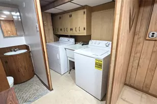 80-17 215th St, Hollis, NY 11427 - Photo 16