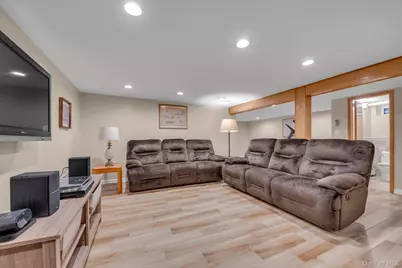 26 Patton Boulevard, New Hyde Park, NY 11040 - Photo 16