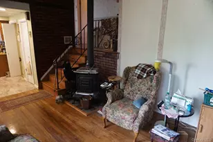 820 N Indiana Ave, Lindenhurst, NY 11757 - Photo 16