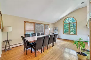 3 Spruce Cir, Farmingville, NY 11738 - Photo 4