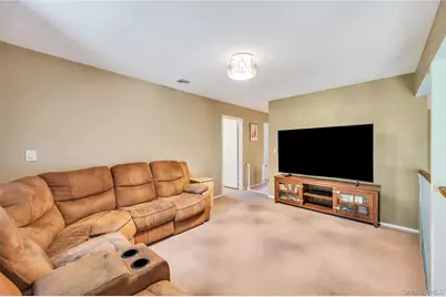 3 Spruce Circle, Farmingville, NY 11738 - Photo 26