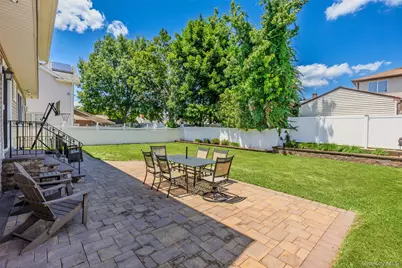 1801 Gerald Avenue, East Meadow, NY 11554 - Photo 40