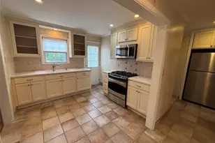 51 Coakley Ave, Harrison, NY 10528 - Photo 4