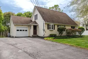 34 Apple Tree Dr, Rhinebeck, NY 12572 - Photo 2