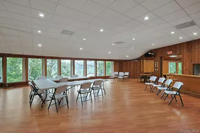 121 Coachlight Square, Montrose, NY 10548 - Photo 24