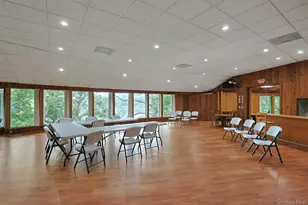 121 Coachlight Square, Montrose, NY 10548 - Photo 24