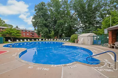 121 Coachlight Square, Montrose, NY 10548 - Photo 22